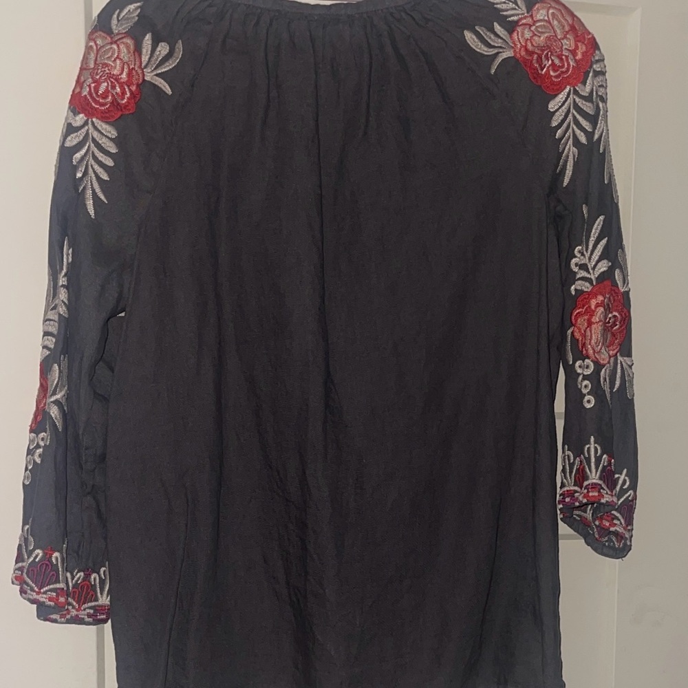 Johnny Was Maya Embroidered blouse EUC - Picture 4 of 5
